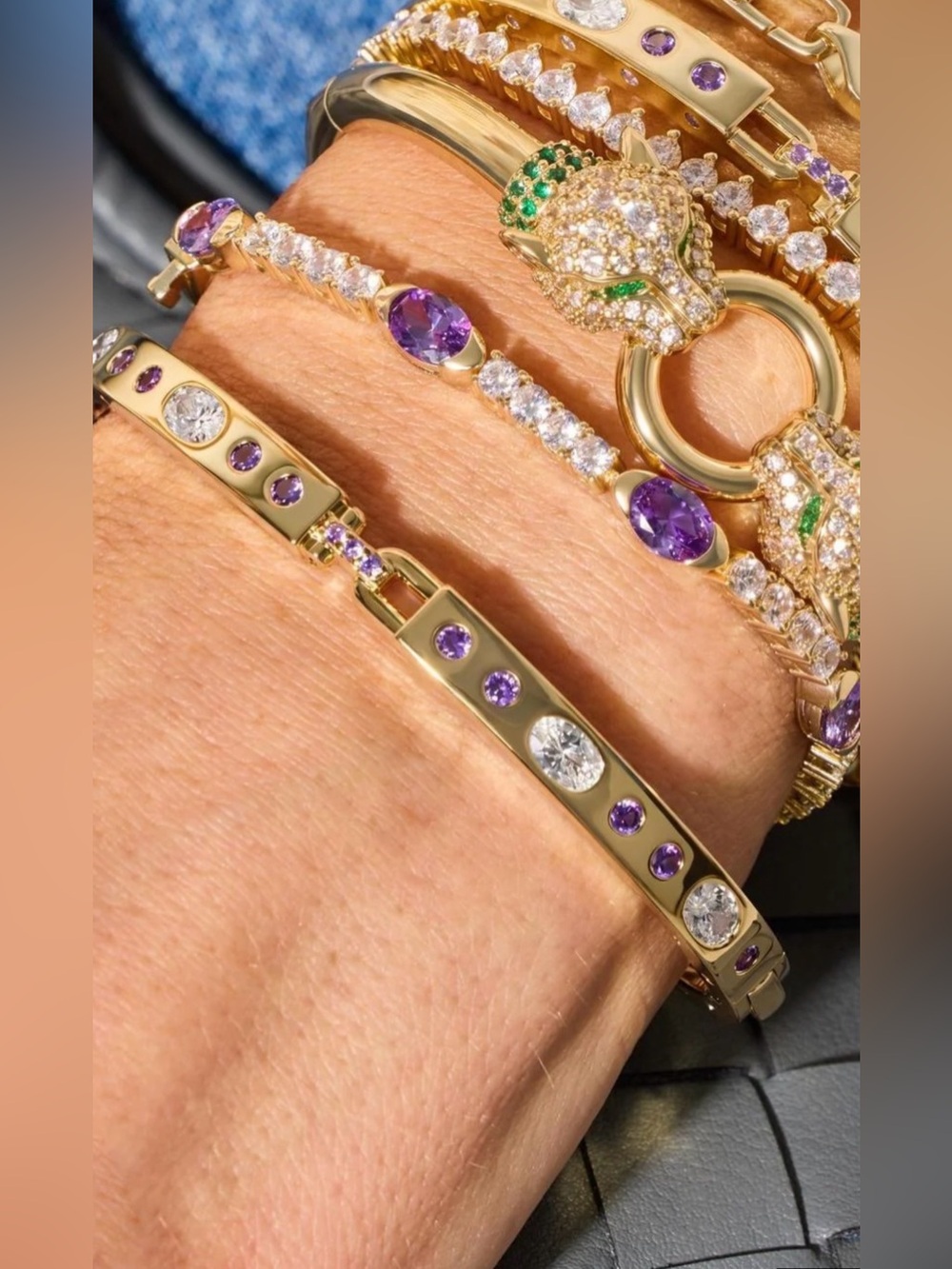 Brand New Melinda Maria Ashley Sunset Lock Cuff 6mm
Gold|Lavender Amethyst 💜💜
LE - Picture 3 of 6